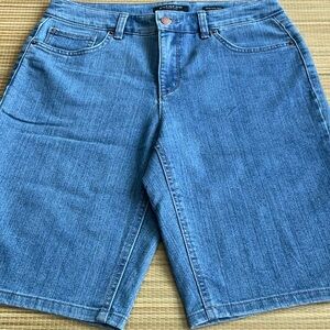 Jones New York Signature Missy Blue Denim Women’s Shorts Size 6